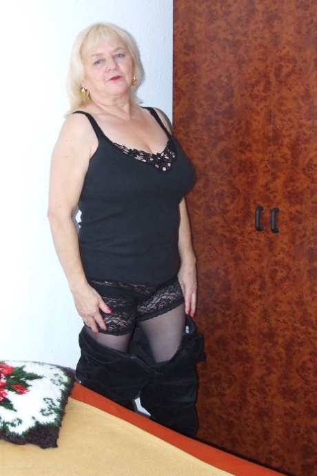 curvy girl auditions 7 sexy xxx picture