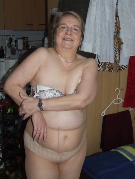 fat granny whore pretty pics