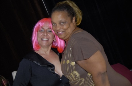 girlfriends bbw mom hot naked pictures