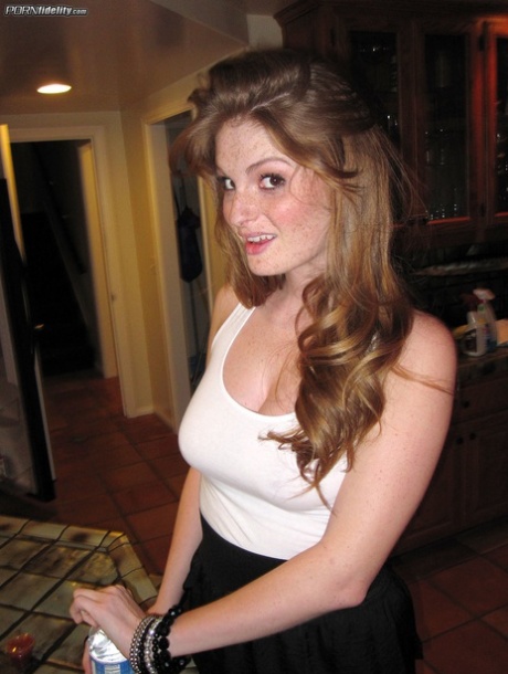 fat girl asshole lick beautiful img