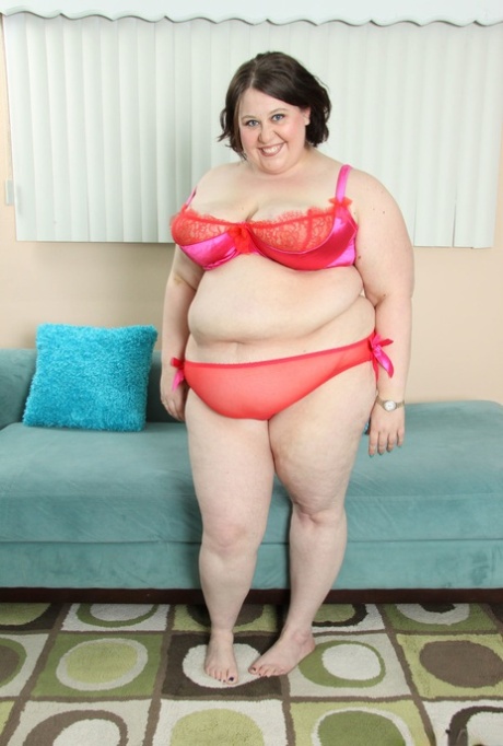 chubby bbw big tits rides cock sexy photo