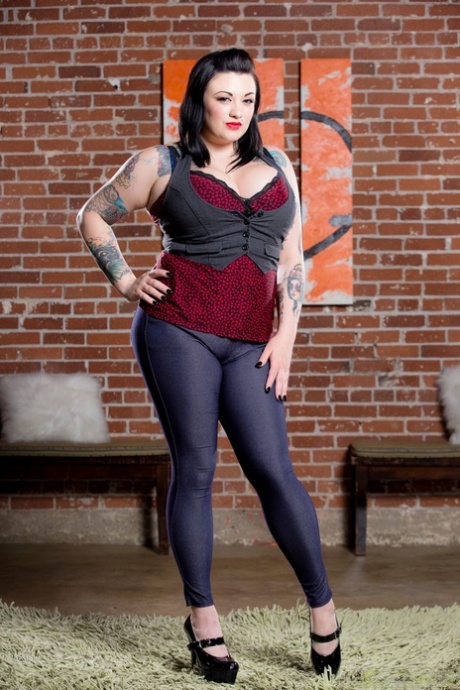 chubby red head amature interracial porn photo