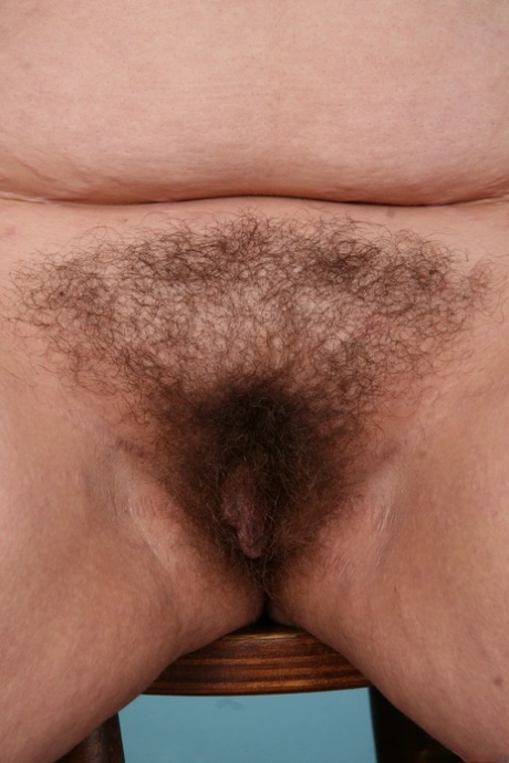 chubby bigtitted mature loves to be queened porno archive