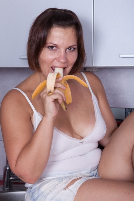 chubby wife bent over the bed beautiful nude image
