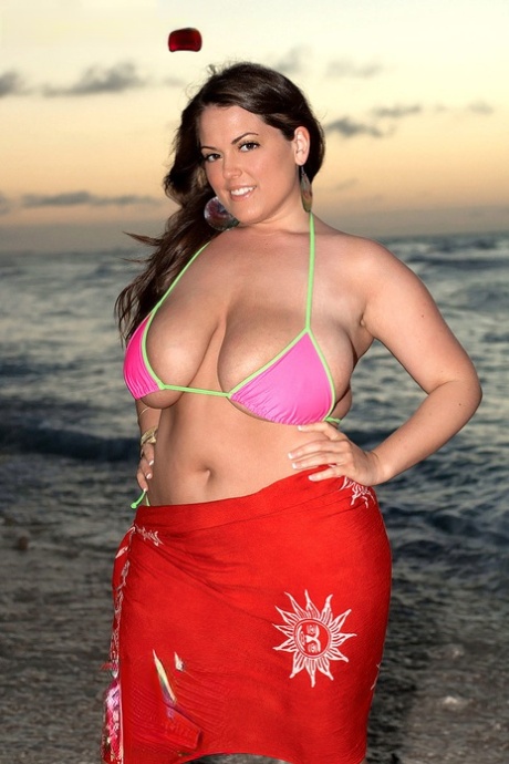 thick family guy perfect pictures