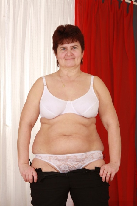 slim thick vic lesbian art porn photo