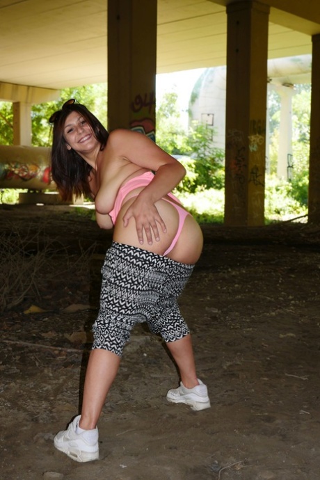 big booty bbw freak gets a lesson in anal sex with a bbc xxx galleries