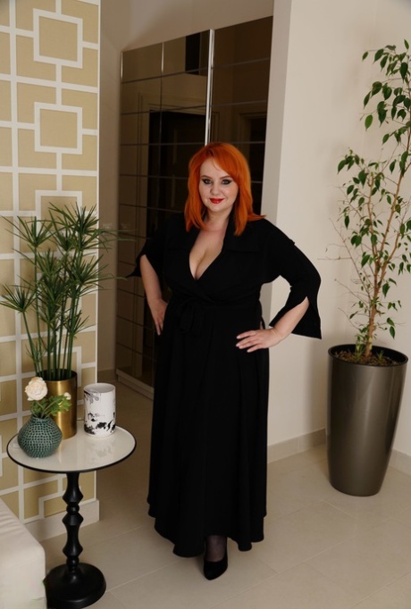Katrin Porto hot star pics