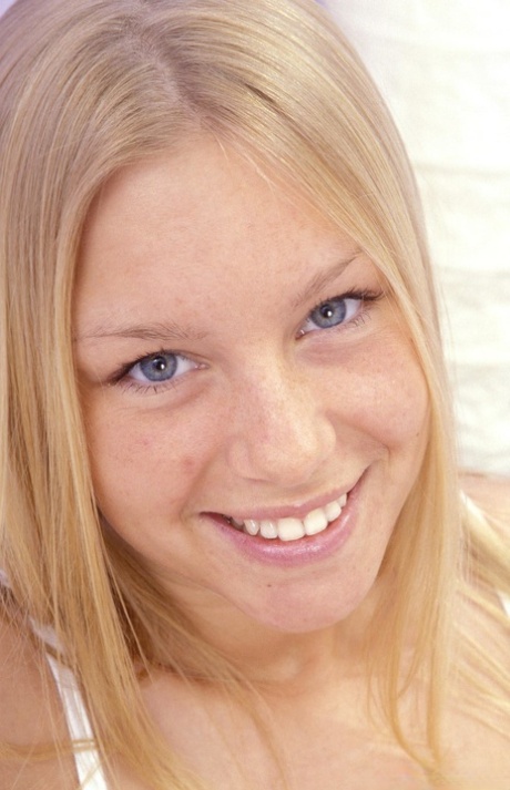 naked chubby mature pics erotic pic