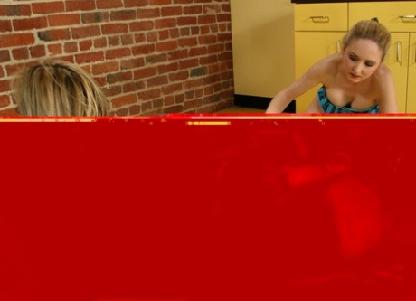 thick blonde ai free xxx picture