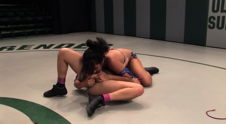 latina gf riding cock fat ass hot xxx pics