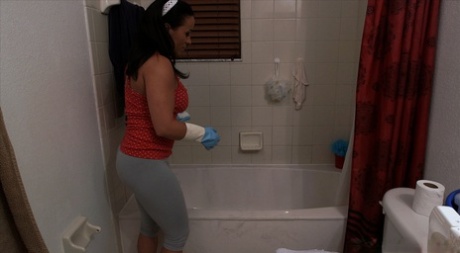big booty ghetto girl returns for more anal action pornographic pics
