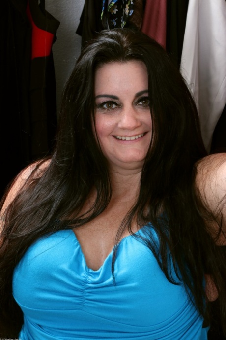 bbw with cross tattoo top photo
