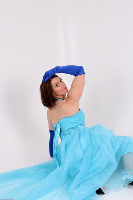 thick earth chan nudes pic