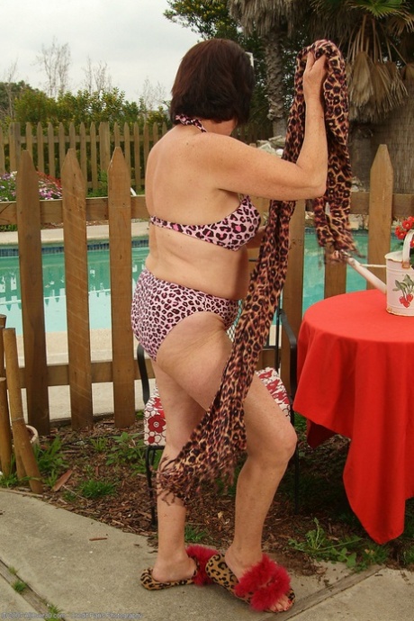 fat dominant sexy gallery