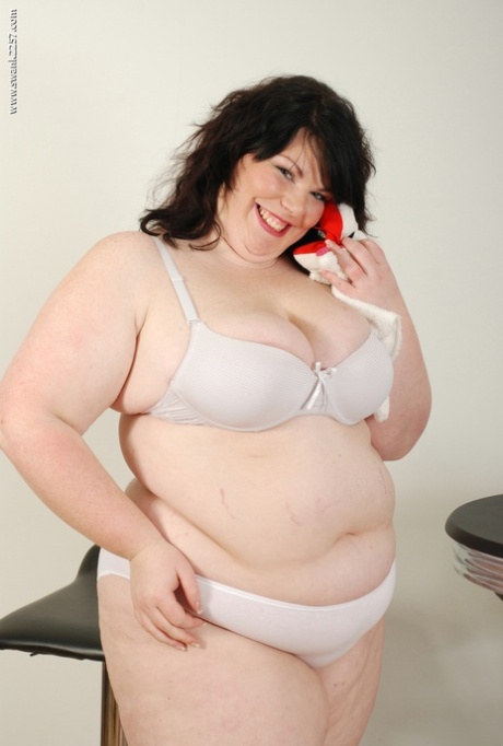 armature ebony bbw deepthroats a sloppy dick hot images