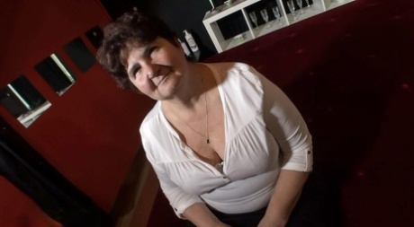 bbw strong mature seduce beautiful porn picture
