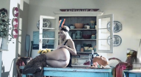 bbw smother girl hot image