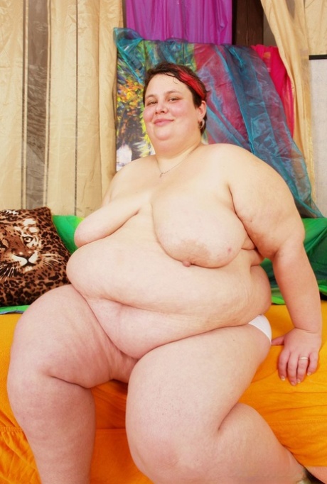busty curvy milf pussy porn pics