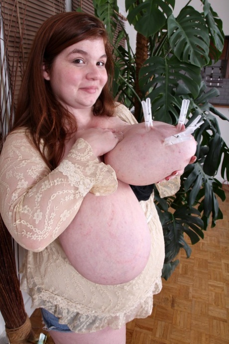 bbw latina cougar art naked picture