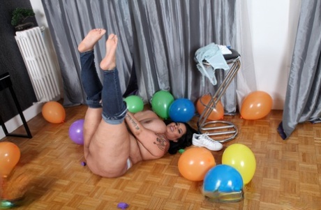voluptuous matures fucking to orgasm free xxx picture