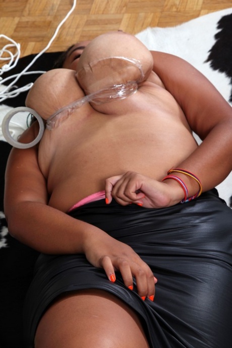 bbw gilf pov blowjob in her knees hd picture