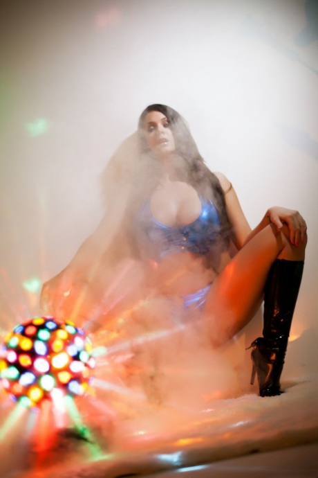 huge wobbly titjob and blowjob by curvy babe erotic photos