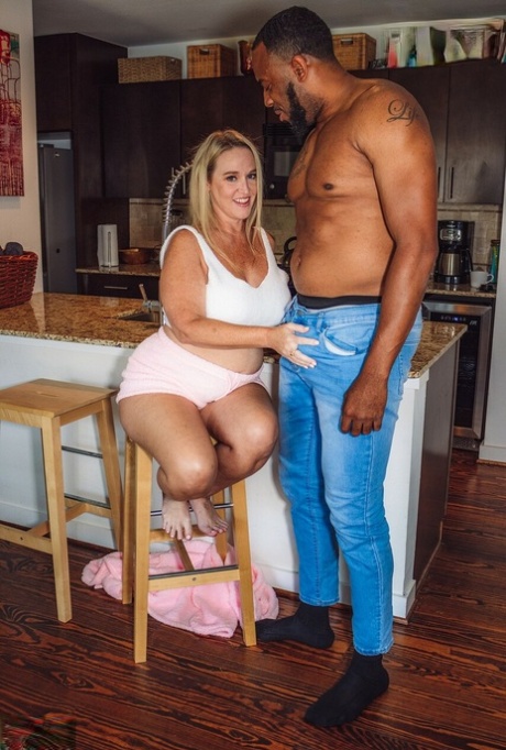 bbw milky pussy vdeo beautiful pics