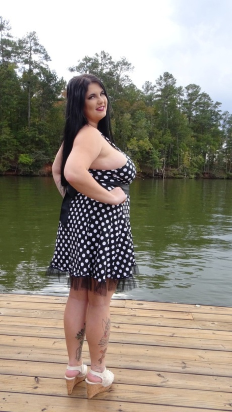 thick cum load hot pic