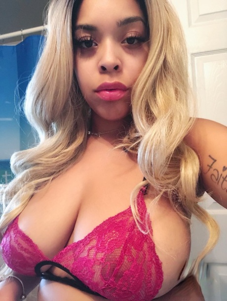 chubby amateur wife porn naked photo