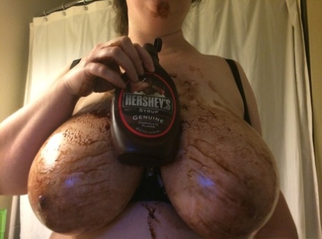 curvy gothic girl sexy nude picture