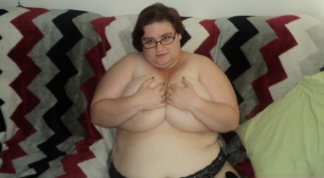thick latina daughter beautiful nude photos