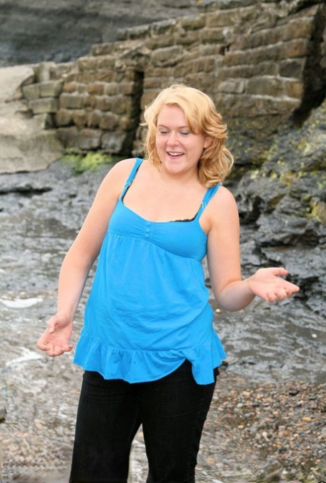 pale brunette bbw beautiful xxx photos