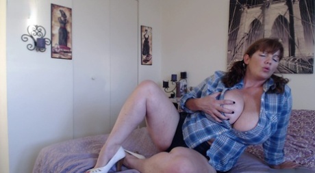 fucking a big booty pawg pornographic gallery