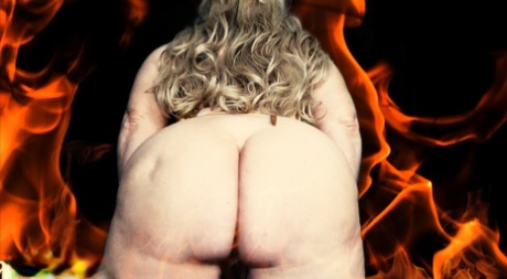 chubby brit with big ass free pics