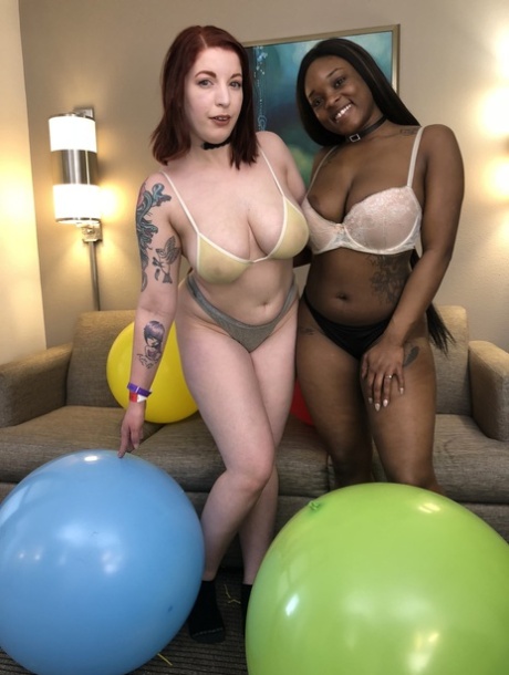 big ass lesbians fingering art xxx pictures