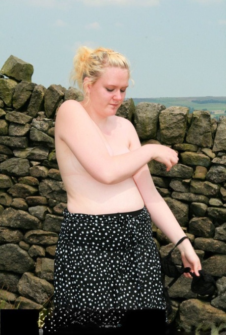 busty white bbw hot sexy pics