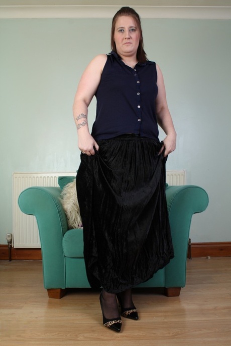 watch the curvy milf deepthroat pornographic galleries