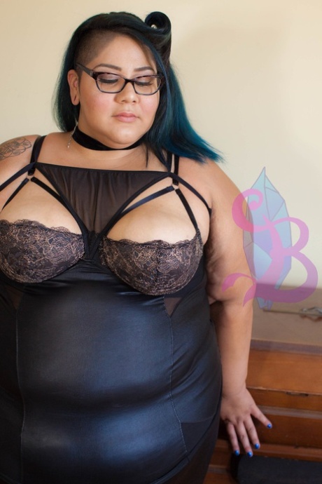 mega thick ass free nude archive