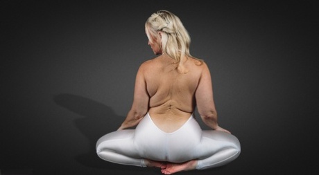 thick cosplayers hot sexy galleries