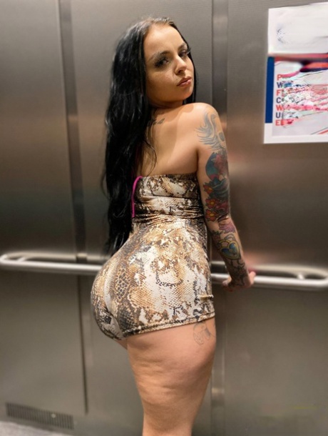 skinny curvy nude women xxx img