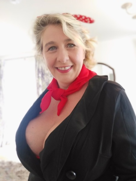 bbw nudists art naked photos
