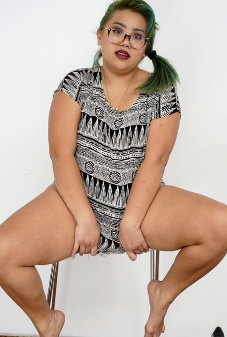 big booty contest big white pawg vs big booty mexican pretty archive