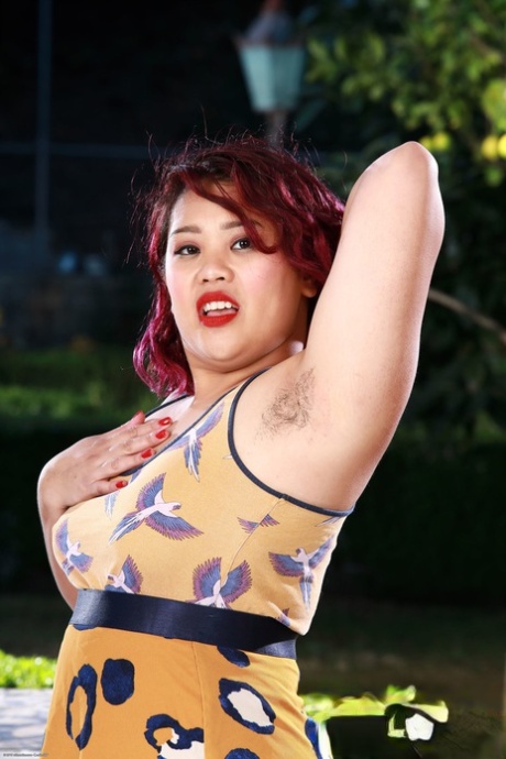 chubby busty sisters beautiful naked pics