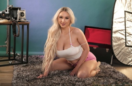 curvy wide hips nude top images