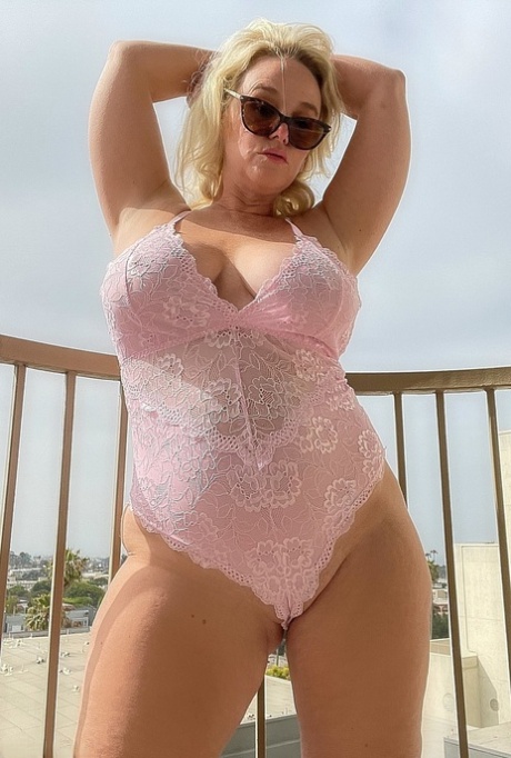 fat puss free naked pics