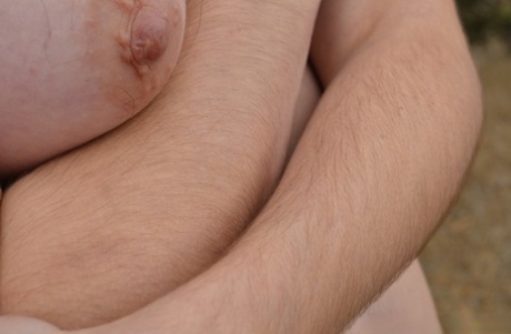 curvy pegging hd photo