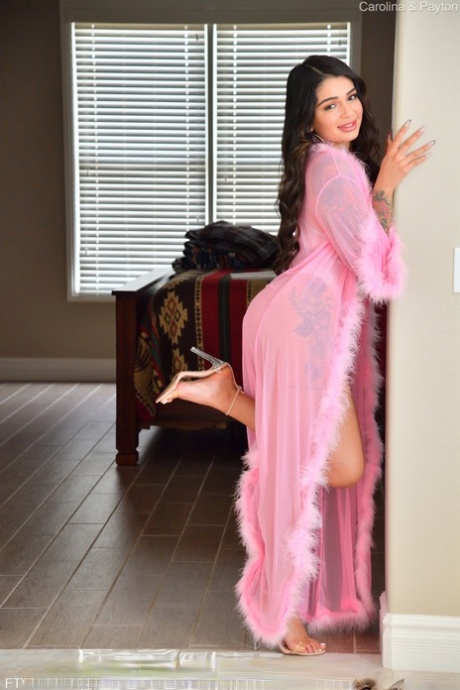 thick thighs domination hot naked picture