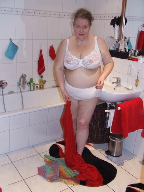 bbc fucking fat milf art naked gallery
