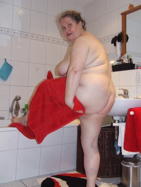 huge chubby ass fucking porno photo